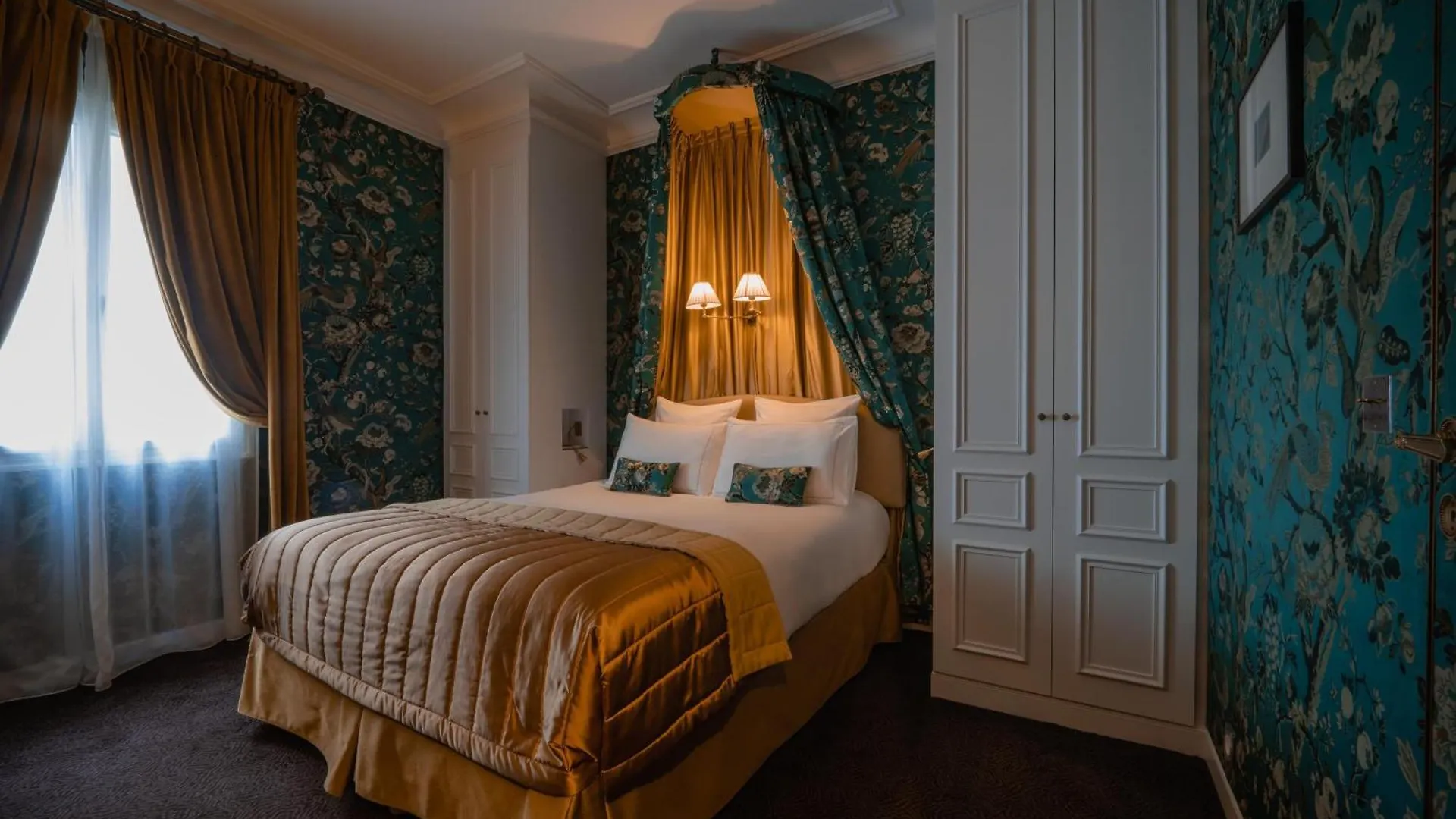 Hotel De Buci 4*