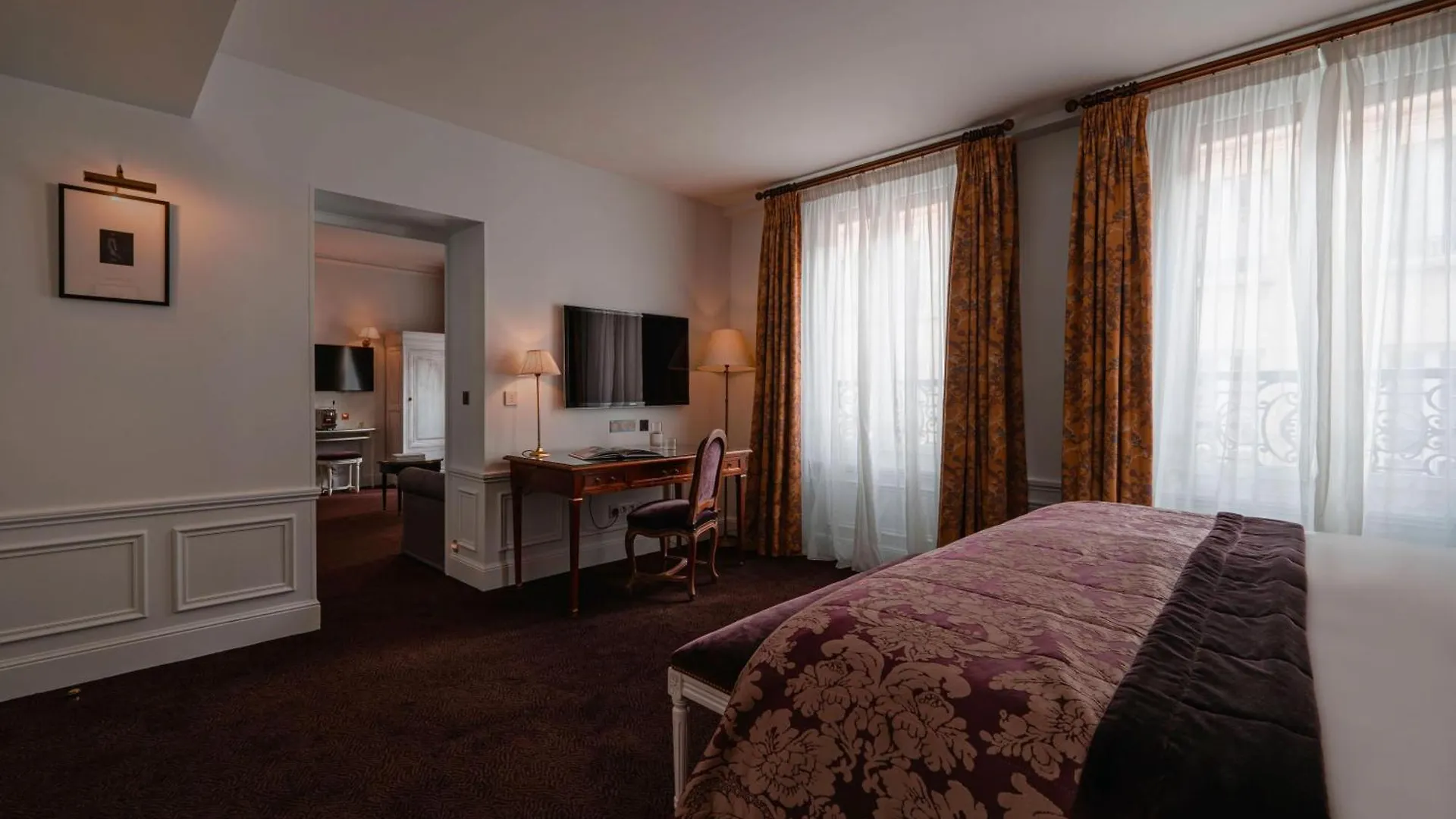 Hotel De Buci 4*