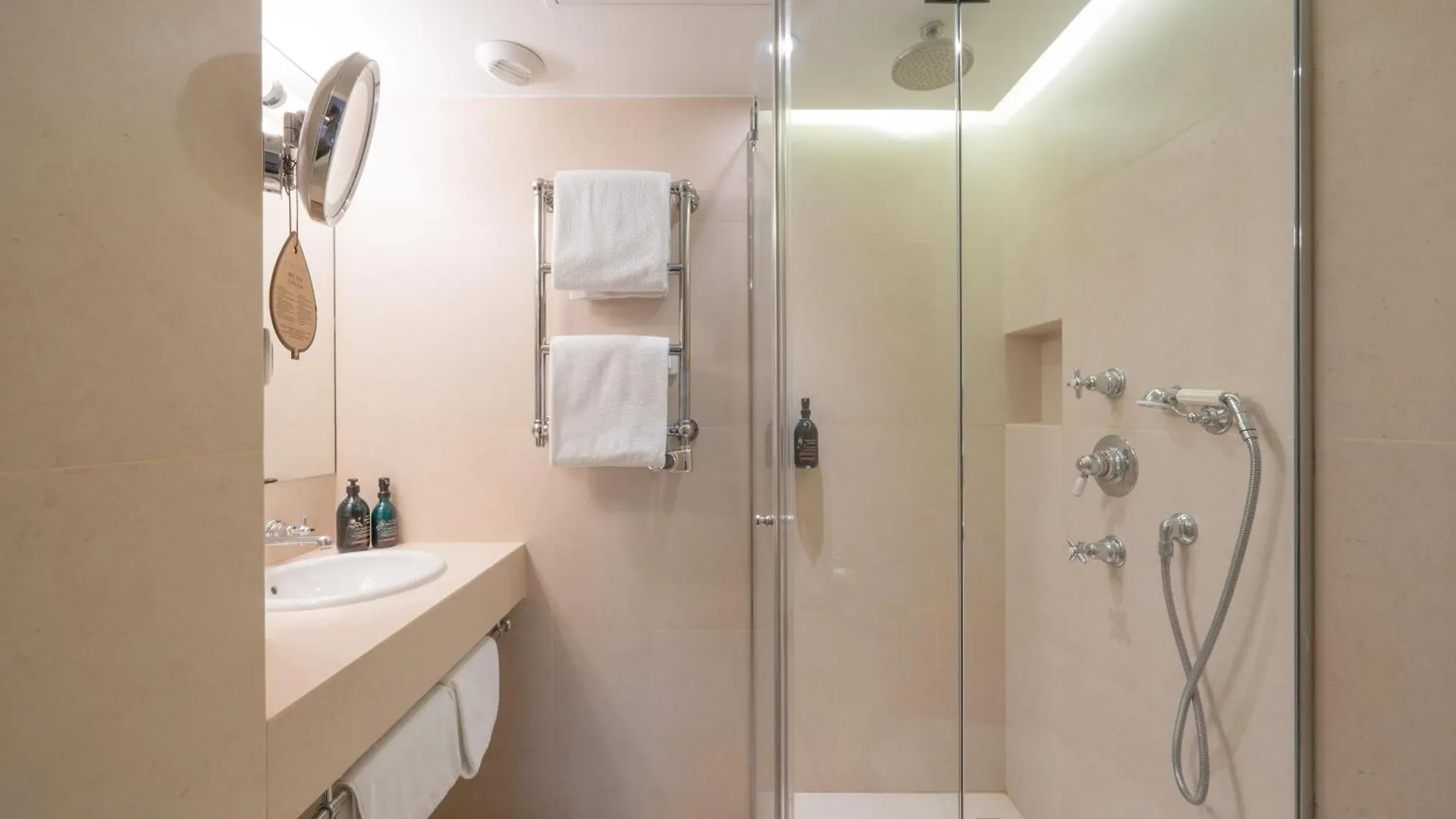 De Buci 4* Paris